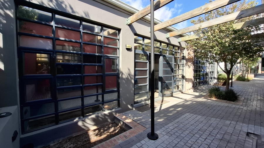 To Let commercial Property for Rent in Salt River Western Cape